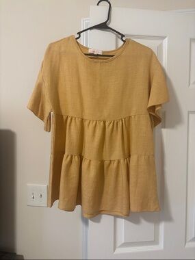 Mustard Tiered Short-Sleeve Women's Top